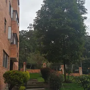 Apartamento Rodeado Por Zona Bogotá