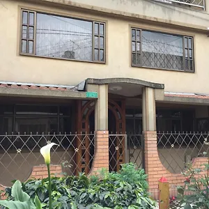  Séjour chez l'habitant Casa Familiar